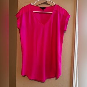 Women’s Express Fuchsia V-Neck Blouse